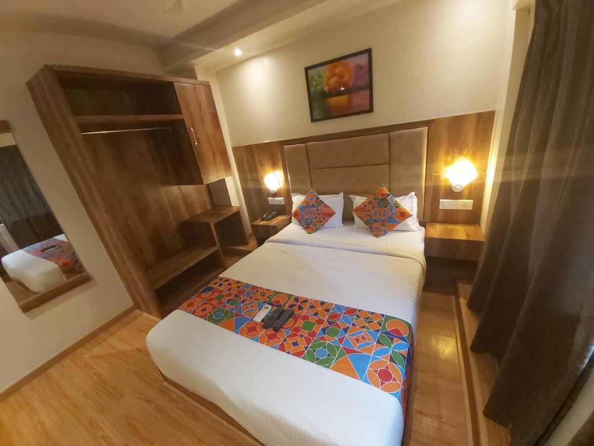Fluorescent By Bizzgrow Hotels International Airport - Formerly Known As Byaris International Mumbai Ngoại thất bức ảnh