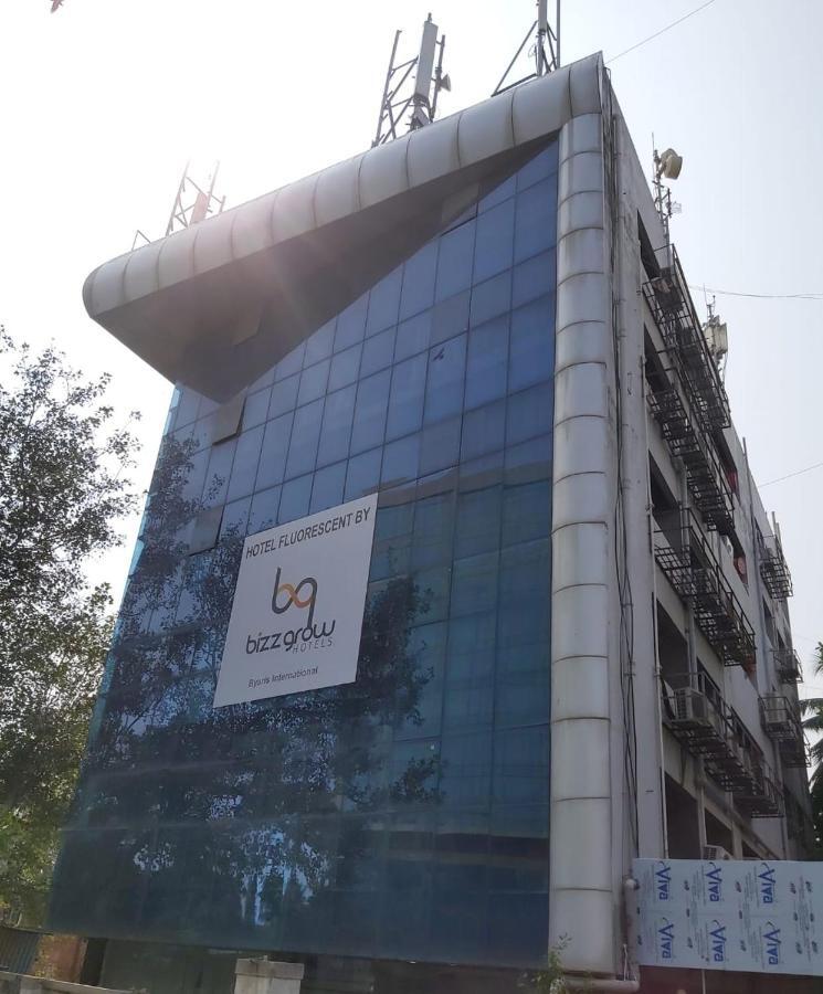 Fluorescent By Bizzgrow Hotels International Airport - Formerly Known As Byaris International Mumbai Ngoại thất bức ảnh