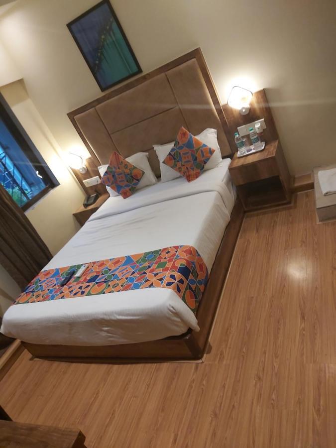 Fluorescent By Bizzgrow Hotels International Airport - Formerly Known As Byaris International Mumbai Ngoại thất bức ảnh